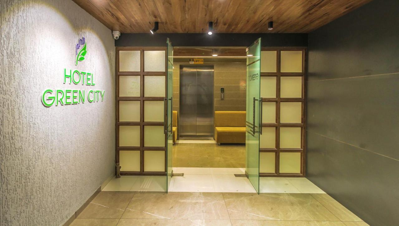 Hotel Green City Ґандінаґар Екстер'єр фото